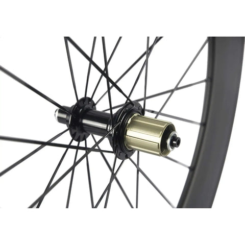 Close-up of hub on Carbon Wheelset 38/50/60/88mm 700c Clincher 23mm UD Matte Finish For Road Bikes With Basalt Brake Surface
