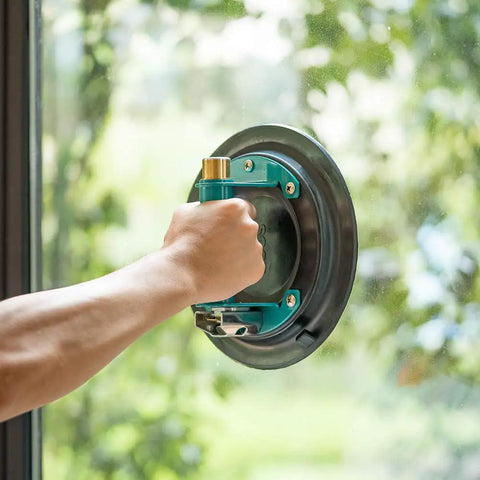 9 Inch Glass Suction Cup Lifter for Granite and Glass heavy duty vacuum lifter with metal handle in use on window