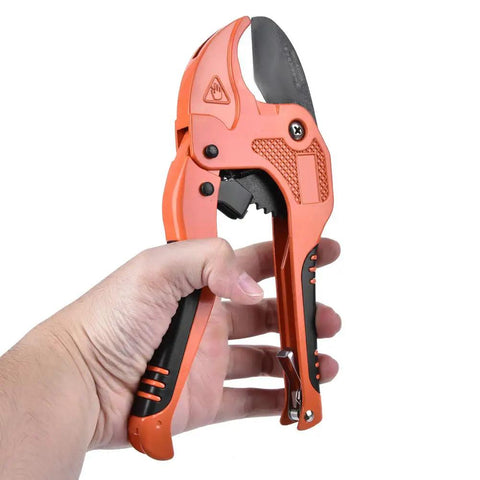 Manganese Steel Pipe Cutter With 42mm Opening For PVC PPR Gas Pipes Beefy Heavy Duty Hand Cutting Tool in hand