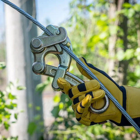 Worker using Haven's Grip Wire Pulling Tool For Wire Rope Up To 0.75 Inch, Heavy Duty 8000-Pound Max Load in outdoor setting