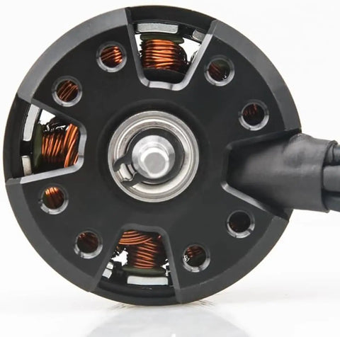 Close-up of Outrunner Brushless Crawler Motor 3524 1900KV For 1/10 And 1/12 RC Crawlers, 14 Pole 12 Slot Hi Torque Rotor