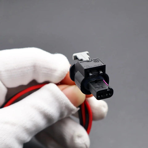 Close-up of 2-Way Side Marker Light Connector Harness Kit for 2016-2023 Challenger with insulated wires