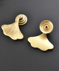 Golden Ginkgo Leaf Cabinet Knobs 4 Pack Pull Handles For Kitchen Bathroom Bedroom Doors And Drawers Zinc Alloy With Gold Finish Modern Drop Pendant Style Easy Grip Hardware
