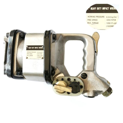 Heavy Duty 1 Inch Pneumatic Air Impact Wrench Built Like A Shop Beast delivering 1630 Nm torque with ergonomic grip for mechanics.
