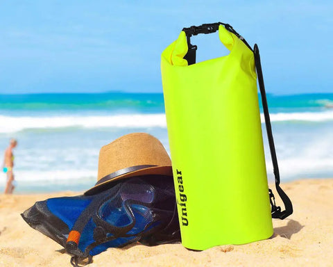 Floating Waterproof Dry Bag 2L For Kayaking Boating Fishing Swimming And Camping Go To Gear Lightweight 500D PVC with hat on beach