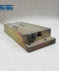 Waterjet hydraulic manifold top-mount block with side threaded port and bolt holes, Win-Win