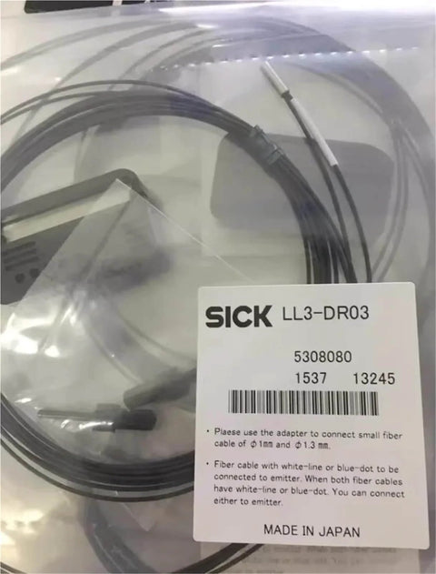 LL3-DR03 fiber optic sensor packaging for industrial automation, fast photoelectric sensing, durable for conveyors, packaging, manufacturing