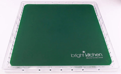Heavy Duty Silicone Non Stick Dehydrator Mats For 6 Tray Ovens And Countertops Tough No Fuss Kitchen Baking Sheets For Fruit Roll Ups Crackers And Jerky Legit Teflon Free Flat Dry Trays, green silicone mat