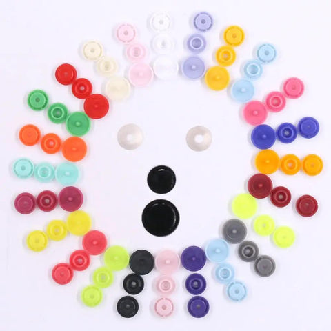 384 Piece T5 Snap Button Set With 24 Colors For Clothes And Cloth Diapers, Plastic Snaps Hand Tool Kit arranged in a circle
