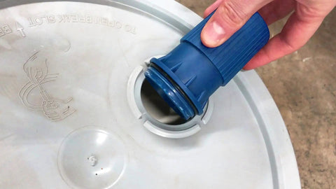 5 Gallon Paint Pour Spout For Buckets With Lid Spout And Multi Pail Fit Mess Free Pouring Tool Fits Plastic And Metal Pails Three Pull Apart Fittings Easy Spill Proof Pouring Accessory, blue spout fitted into plastic bucket lid