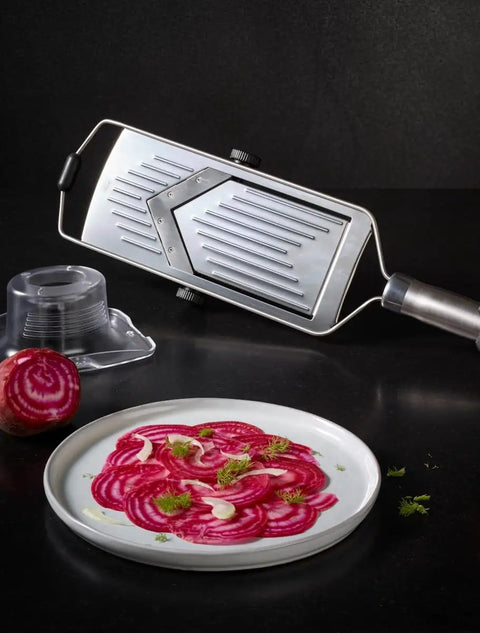 Pro Slicer With V Blade Stainless Steel 46 Cm For Quick No Fuss Clean Slices In Your Kitchen Ergonomic Handle Cuts Tomatoes And More With Ease Durable Sharp And Simple To Use slicing beet slices