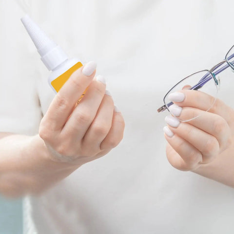 Person holding 20G Glasses Frames Repair Glue For Quick Bonding And Temple Joint Fixes On Metal Wood Rubber Leather Eyewear