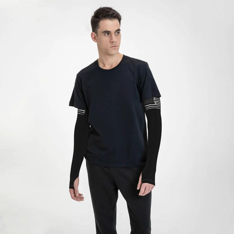 Ultra Light Ice Silk Cooling Arm Sleeves Featuring Iconic American Flag Print Provide Dependable Sun Blocking And Keep Your Forearms Chill Through Long Shifts And Weekend Projects