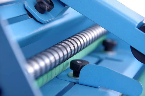 Close-up of the mechanism in Semi Automatic Label Applicator Machine For Round Plastic Glass Bottles And Jars Featuring Ultrasonic Sensor.