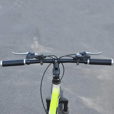 Aluminum Alloy Flat Bike Handlebar 31.8mm Clamp 620mm Length For Mountain And Road Bikes Matte Black Finish Durable Bar