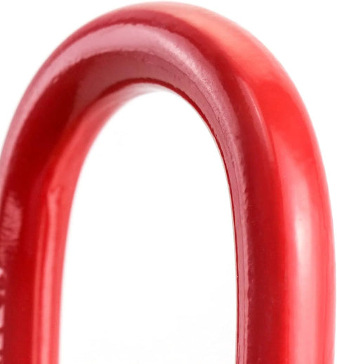 Red oblong master link for lifting, 5/8 in, Grade 80 steel, close-up view