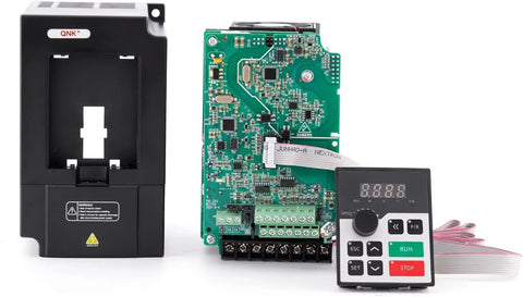Beast Of A Seven Point Five Kilowatt Ten Horsepower 380V VFD Inverter For Single Phase To Three Phase Motors, 0 To 2000 Hz Output, One Phase Or Three Phase Input, Low Noise Operation, Low EMI, PWM Control Tech control panel and circuit board