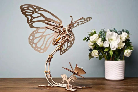 Wooden 3D Butterfly Puzzle Construction Set, Interlocking Mechanical Model With Clicking Assembly, durable wood butterfly on stand