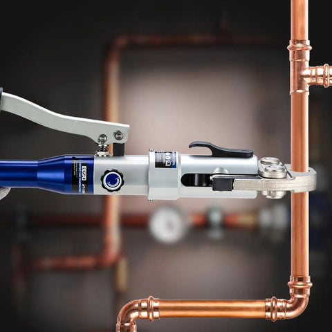 Workhorse Copper Pipe Crimping Tool For Narrow Spaces One Half Inch To One And A Quarter Inch Jaws Hydraulic Press Crimpers Portable Pliers Rotatable Head Up To Three Hundred Fifty Degrees Aluminum Alloy Body Built For Tight Spaces on copper pipe