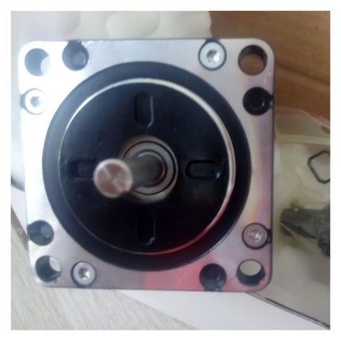 High Precision Stepper Motor BRS39BW460ABA Built For Heavy Duty Automation Precise Position And Speed Control front view