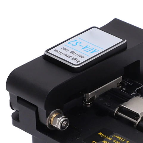 Close-up of Optical Fiber Cleaver With 16 Cutting End Faces In Plastic Housing, Pro Grade Fiber Cutter Tool With Auto Return