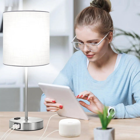 Touch Table Lamp Set Of 2 With USB Ports And AC Outlet, 3-Way Dimmable Bedside Lamps With Woman Using Tablet