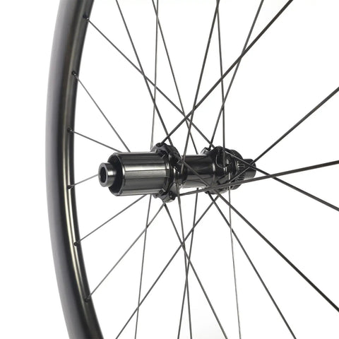 Rear hub of FL50 Max Carbon Disc Road Bike Wheelset 700C, 50mm Deep, 23mm Internal Width, 28mm External, Ultra Lightweight At 1395g Pair, 36T Ratchet