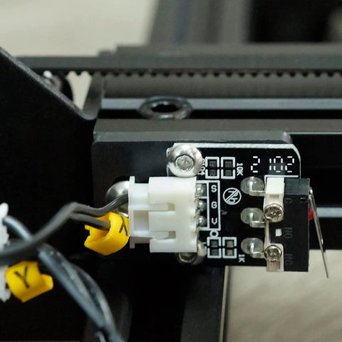 Installed Five Pack Must Have End Stop Limit Switches For 3D Printers, Micro Mechanical 3 Pin Normally Open And Normally Closed Switches on frame