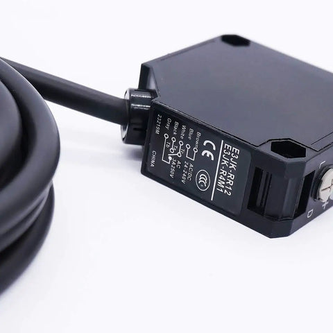 Indoor Wall Mounted Photoelectric Beam Sensor With Reflector Panel For The Shop Floor, 6 Meter Detection, E3JK-RR12-Z-G Proximity Sensor