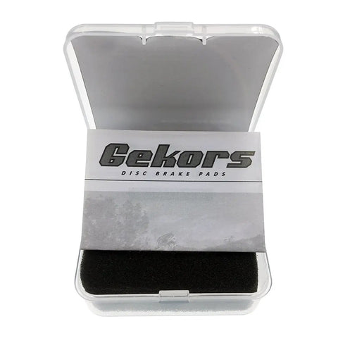 Plastic case with Gekors branding for Rival 22 Force 22 Red 22 S700 Semi Metallic Bike Brake Pads Set 2 Pairs.