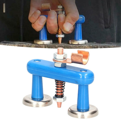 Heavy Duty Magnetic Welding Support Clamp With Rock Solid Suction For Red Copper And Aluminium Alloy Sheets, gripping metal sheets in hand.