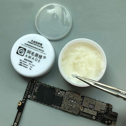 M51 Halogen Free Solder Paste Flux Oil For Mobile Phone Repair PCB BGA Reballing Tools near circuit board