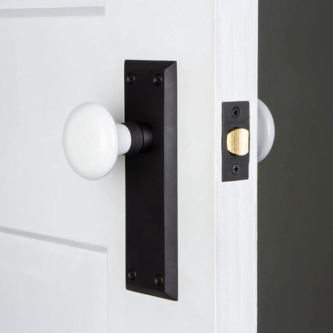 White Porcelain Round Door Knob With Plate And Interior Latch Set, Vintage Style Door Hardware For 1 3/8 To 1 3/4 Inch Doors