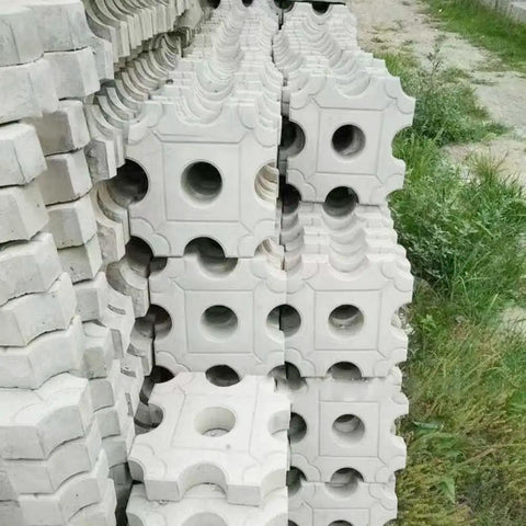 Stack of 11.81 Inch Round Hole Concrete Stepping Stone Mold For DIY Garden Paths And Patios Durable Plastic Paver Mold