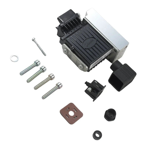 12V Hydraulic Linear Actuator Replacement Compatible With Part Numbers 157B4216 And 11166836 showing components and mounting hardware.