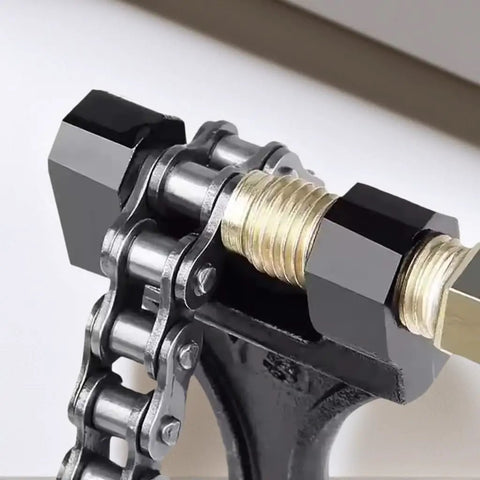 Rugged Chain Breaker Tool For Motorcycles, Bicycles, ATVs And Scooters, Quick Disassembly For 420 To 530 Roller Chains