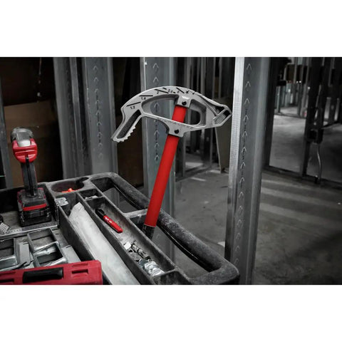 Milwaukee 1 Inch Emc Aluminum Conduit Bender One Hand Pipe Bending Tool heavy duty in toolbox with red handle and silver finish