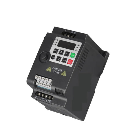 3 Phase VFD Variable Frequency Drive Inverter 0.75KW To 5.5KW 220V-380V For 3 Phase Motors, front view