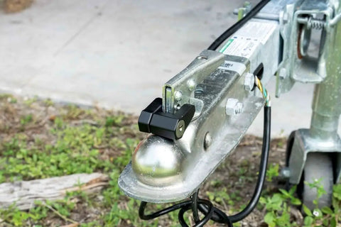 Heavy Duty Trailer Latch Lock With Two Matching Keys Solid Black Anti Theft Hitch Security For Trailers Rv Haulers And Tow Trucks Lock That Rig Down Tonight