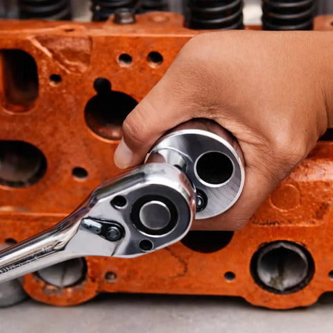 Person using Pro Grade Stud Extractor Tool For Removing Broken Or Seized Studs And Damaged Bolts From One Quarter To Three Quarters Inch
