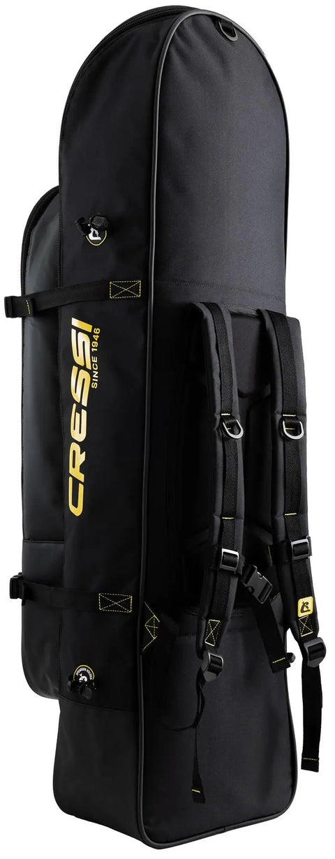 Side view of Piovra Dry Dry Backpack For Freediving And Spearfishing Gear With Water-Repellent Material, 90 L Capacity, black with straps