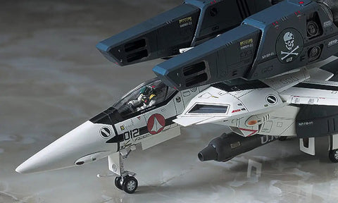 Close-up of Macross One Seventy Two Valkyrie Weapon Set For Plastic Model Kit Compatible Armament Accessories on VF-1 model.