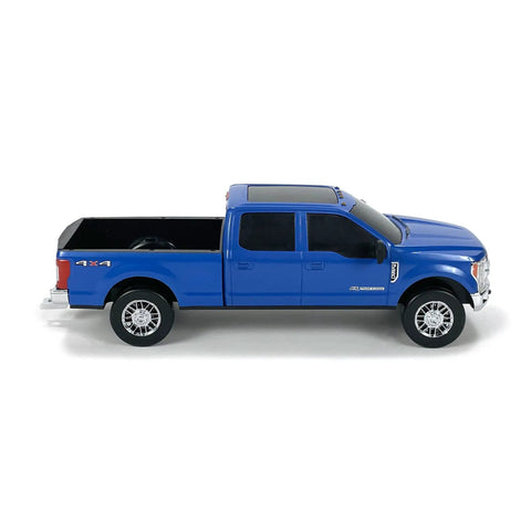 Realistic Ford Gooseneck Truck Toy And Trailer Hitch 1 To 20 Scale Farm Toy Set For Kids And Collectors Durable Build Safe