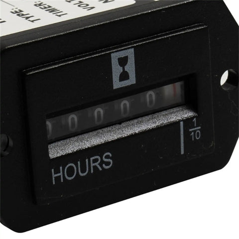Rugged Workhorse Time Counter With Digital Display Hour Meter For Diesel And Gasoline Engines, close-up on display, black ABS casing
