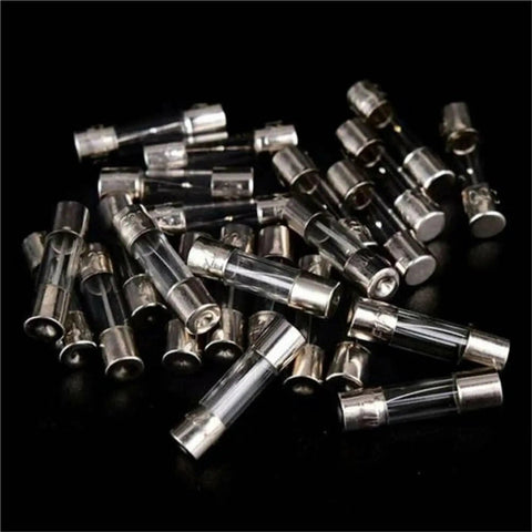 Automotive Fuse Set With 5x20mm Fast Melting Glass Fuses 250V 0.2 To 15 Amp Range Includes 2 X 100 Pieces And A No Fuss Handy Fuse Puller