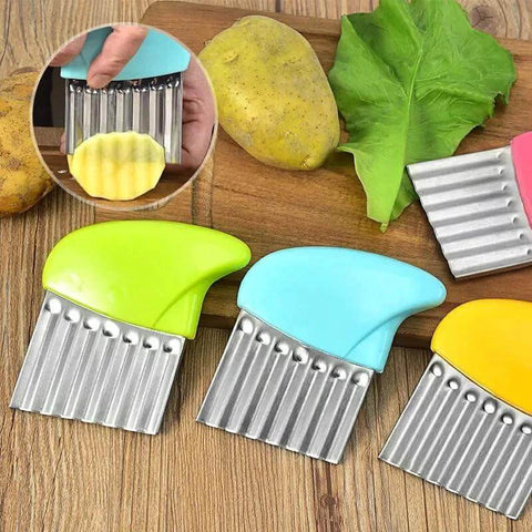 Four-piece stainless steel crinkle cutter set with bright plastic handles for vegetables.