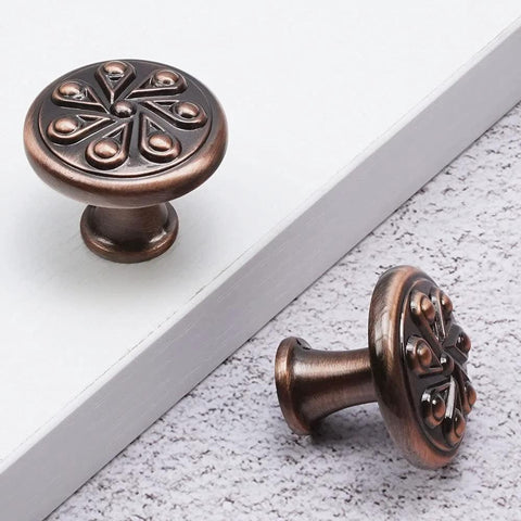 Antique Copper Round Cabinet Knobs 5 Pack for Drawers and Wardrobes, Zinc Alloy Decorative Pull Handles, 1-3/16 Inch Diameter