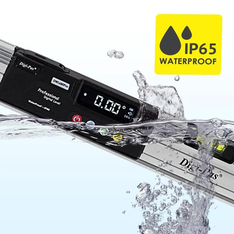 Waterproof IP65 Digital Level With Bright LED Display 24-Inch Pro Grade Electronic Level in water demonstrating waterproof feature.