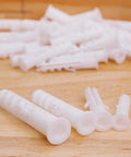 Set Of 100 White Plastic Wall Expansion Anchors 2.5 By 0.7 Cm Hollow Wall Plugs For Drywall Plasterboard Gypsum Board Mounting