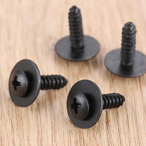 Hardcore 40 Pack M4.8 X 17.8 Mm Phillips Truss Head Self Tapping Screws Black Coated Steel Fasteners close-up view.